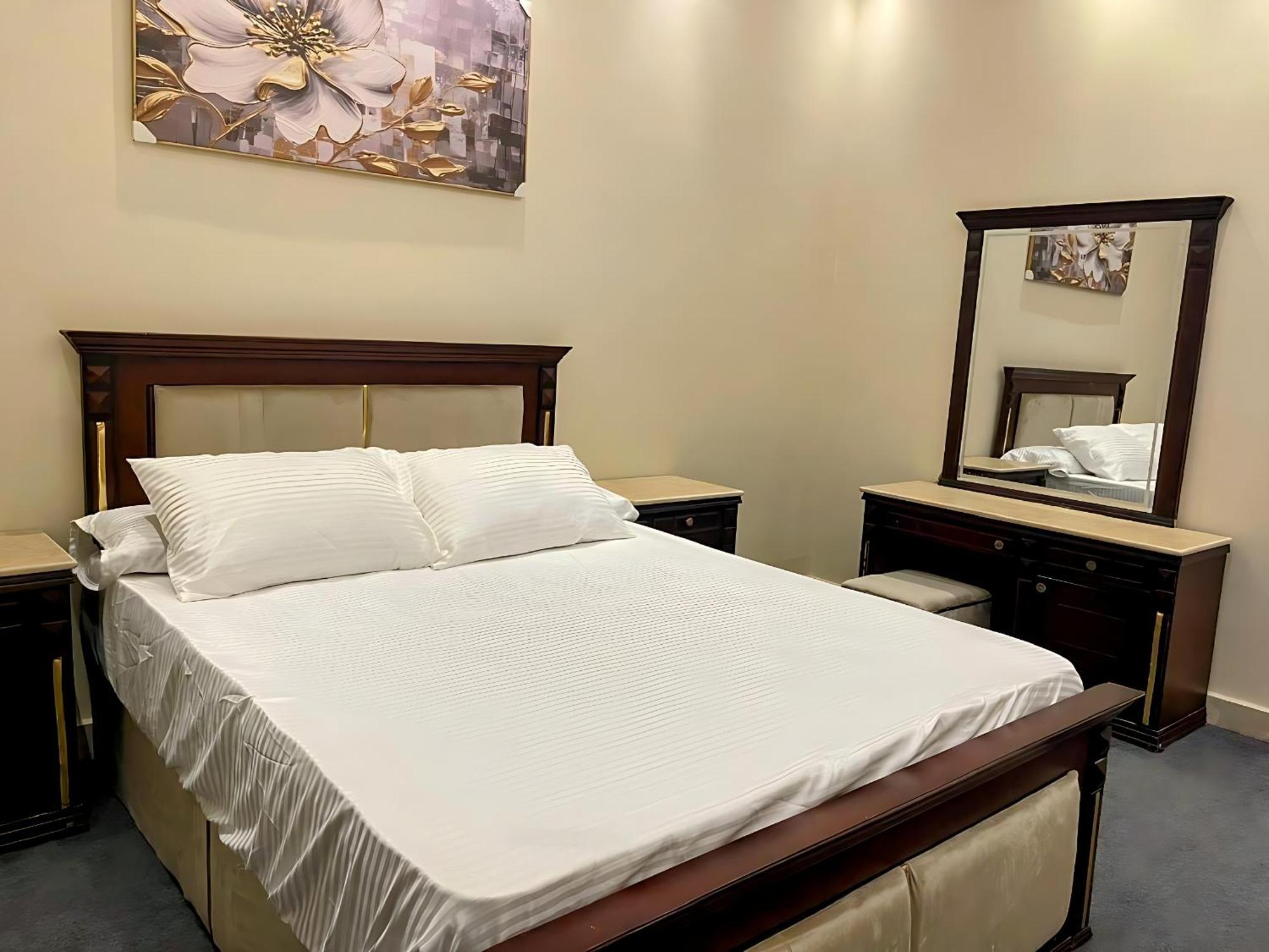شقة Rd Serviced Apartment, New Prime Location