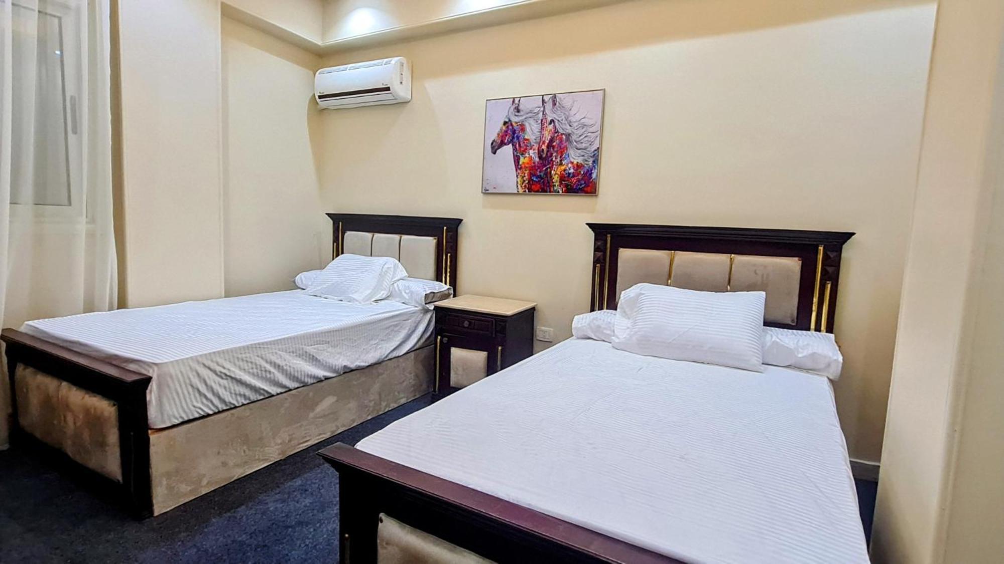 Appartement Rd Serviced Apartment, New Prime Location