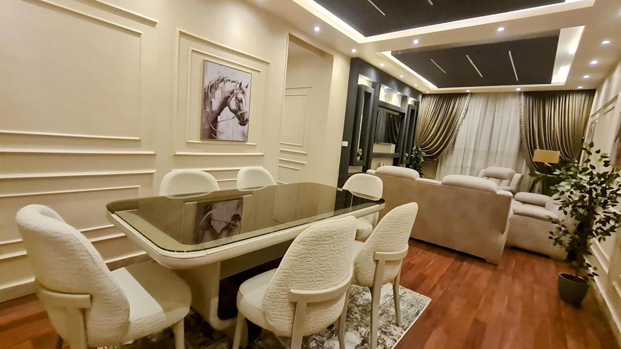 Appartement Rd Serviced Apartment, New Prime Location *